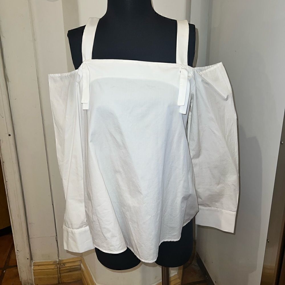 Top shop boutique white long sleeve open top size 6 womens